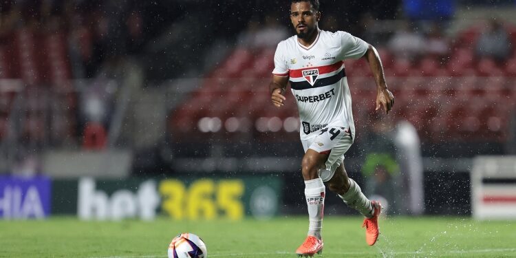 São-Paulo-Danielzinho-Foto-Rubens-Chiri-e-Paulo-Pinto-Saopaulofc.net