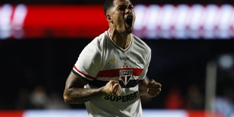 São-Paulo-Luciano-Foto-Rubens-Chiri-e-Paulo-Pinto-Saopaulofc.net
